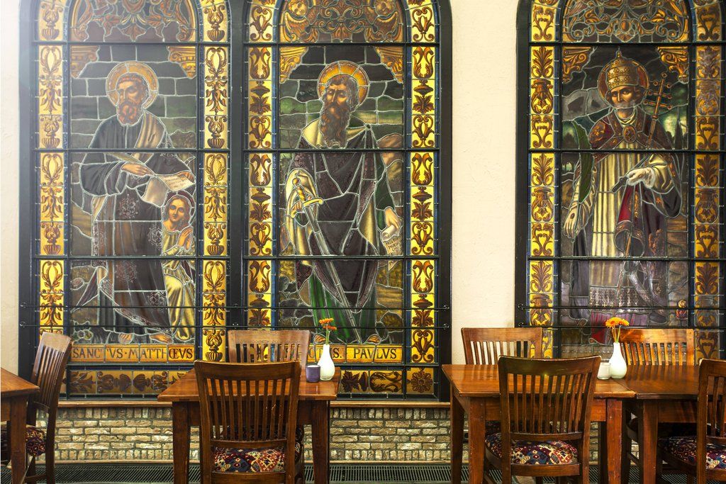 Hotel Van Oranje Noordwijk Zewnętrze zdjęcie The stained glass windows in the dining room